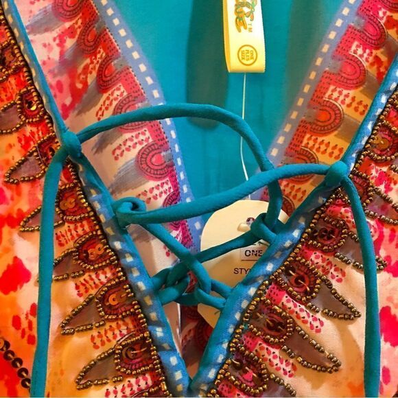 GORGEOUS SHEER JEWLED LACE UP V ROUND TOP - Picture 5 of 10